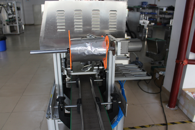 Машина за запечатване на стъклени буркани (1).JPG