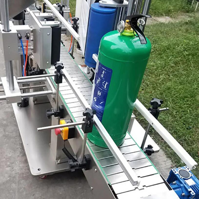 етикетираща машина cylinder.jpg