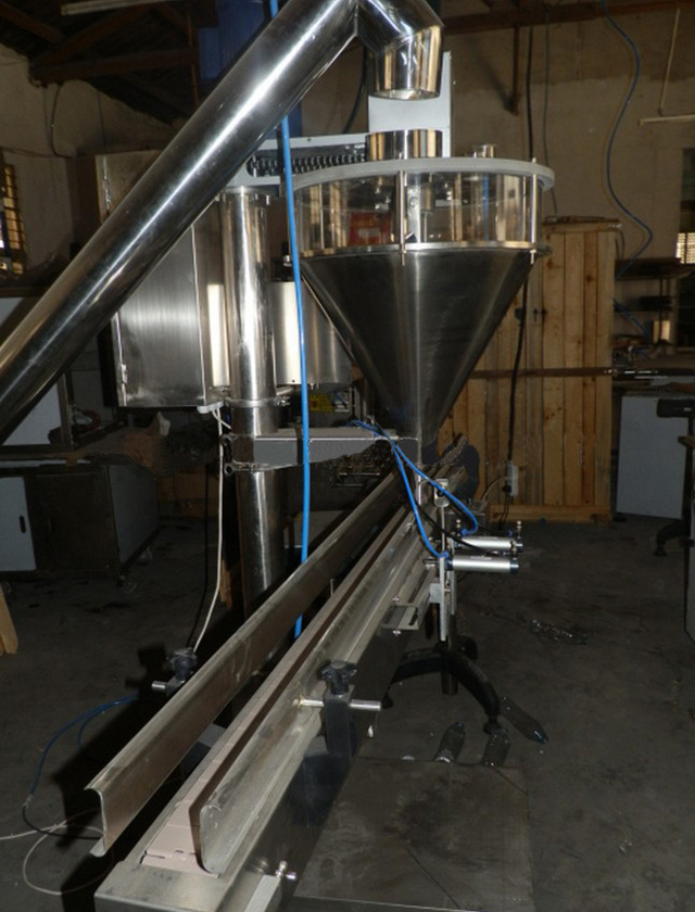lateral shot for auger filling machine powder шнеков пълнител фабрика за брашно.jpg