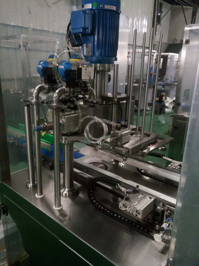 Близък кадър за вакуумен seamer.jpg