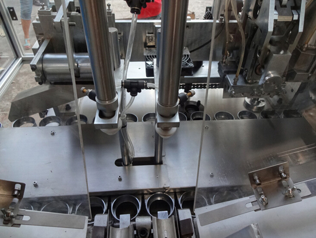 дюзи за пълнене.jpg