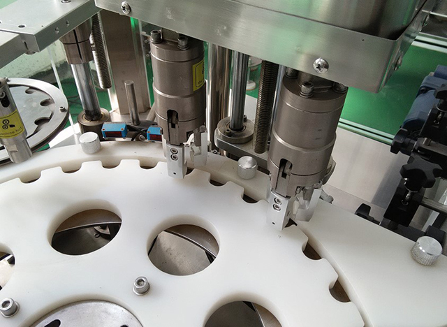 серво каппер.jpg