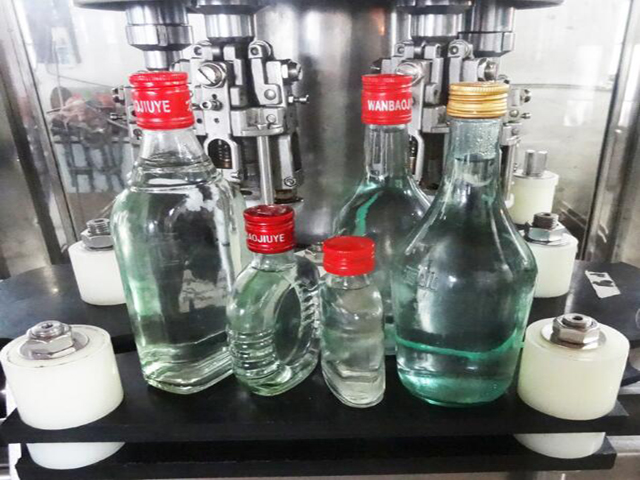 вътре ropp capping machinery.jpg