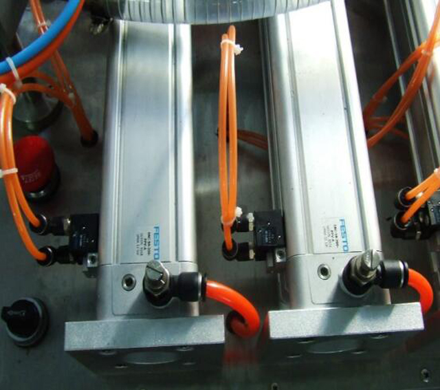 затваряне на снимки за машини за пълнене.jpg