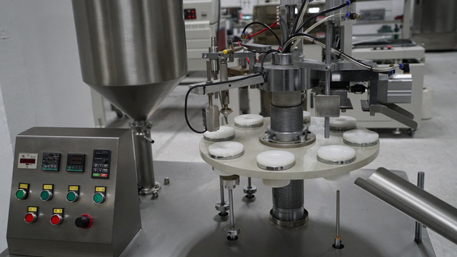 оборудване за уплътняване на пълнители на тръби.jpg