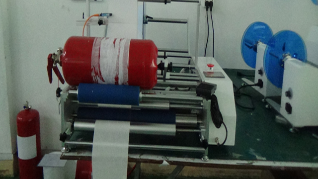 оборудване за етикетиране на продукти за пожарогасене.