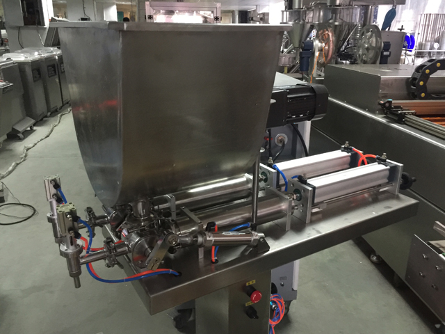 вертикални дюзи за пълначна машина.JPG