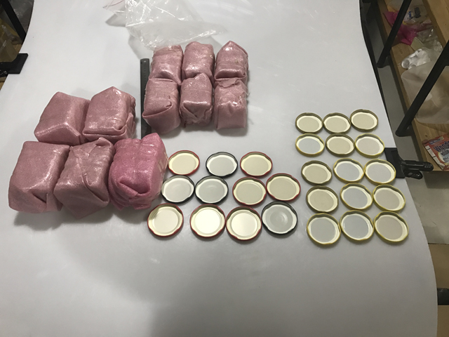 капачки и бутилки буркани за вакуумно затваряне.jpg