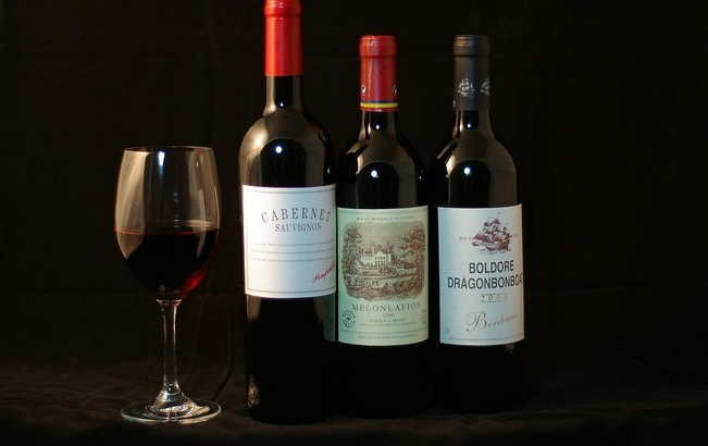 bottles glass for red wine бутилка стъклено вино.jpg